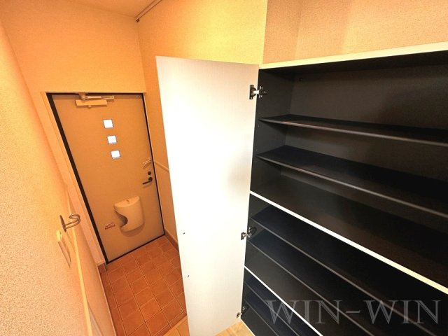 レジデンス北岩田の玄関|イメージ（同建物内別部屋の写真です）