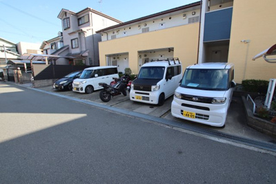 【駐車場】 | メゾンアルモニー