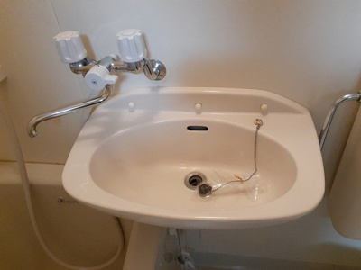 【洗面所】 | グリーンハイツカワムラⅢ | 広い洗面スペース