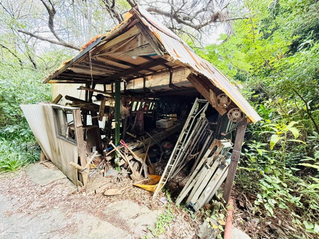 東松山市大字大谷 土地824坪のその他|中ほど物置