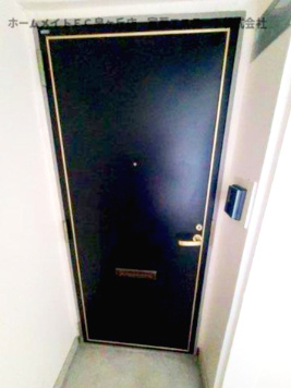 【玄関】 | ロイヤル鳳壱番館