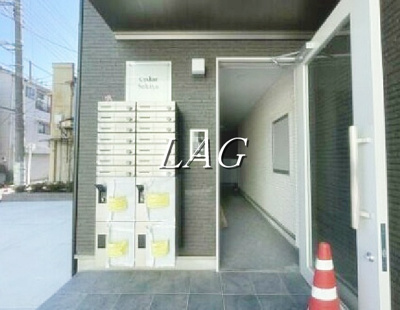 【エントランス】 | シーダーセキヤ | エントランスです。