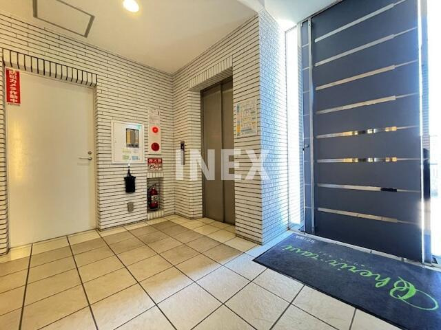 横浜市泉区中田南４丁目の賃貸マンションのロビー