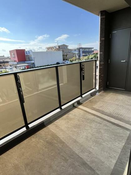 レ・ジェイド熊本日赤通りのバルコニー