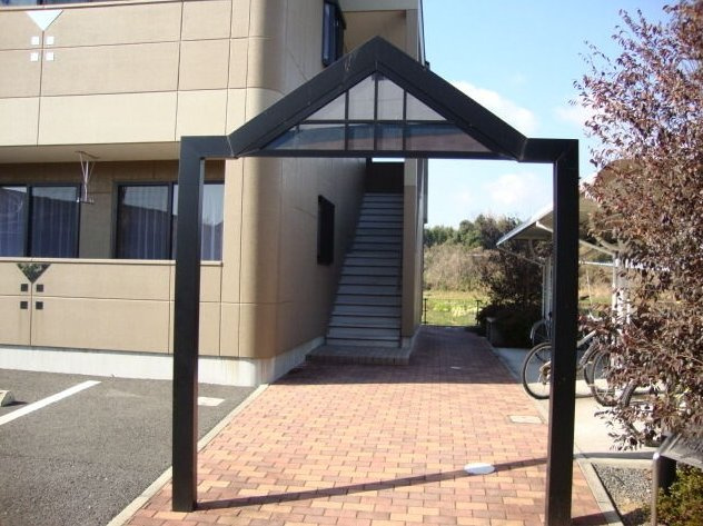 上益城郡御船町大字陣のアパートのエントランス