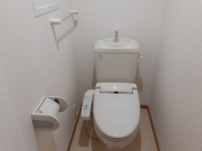 【トイレ】 | リブ・シンヴィレッジⅠ | シンプルで使いやすいトイレです