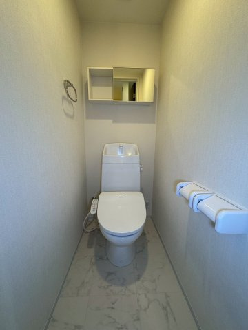 調布市富士見町４丁目のアパートのトイレ