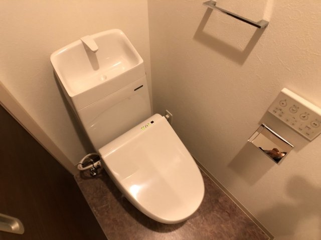 GRANDIR近江堂のトイレ