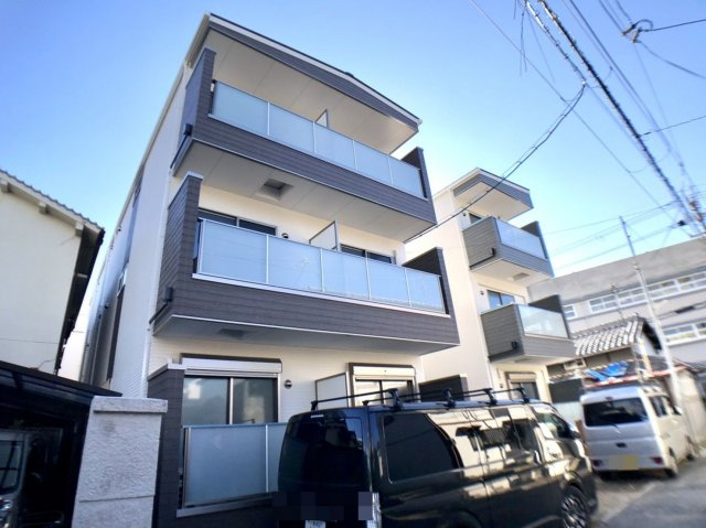 GRANDIR近江堂の外観