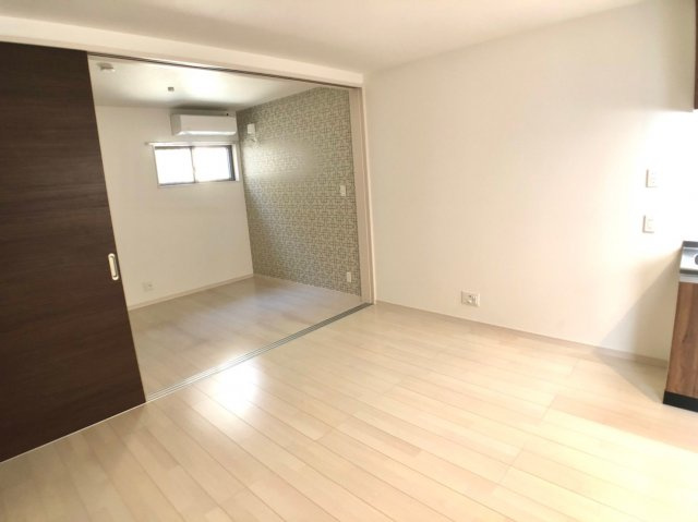 GRANDIR近江堂の洋室