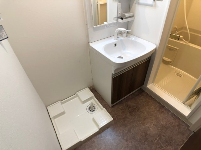 GRANDIR近江堂の洗面所