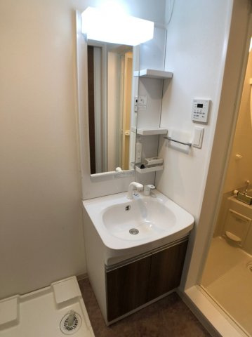 GRANDIR近江堂の独立洗面台