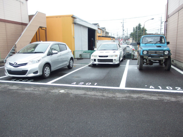 グランパスＡ（北野）の駐車場
