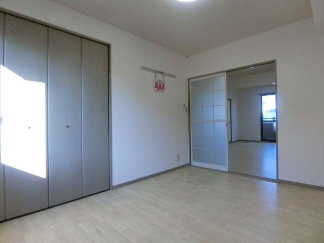 ブランシェ本生の洋室|イメージ102号室の写真