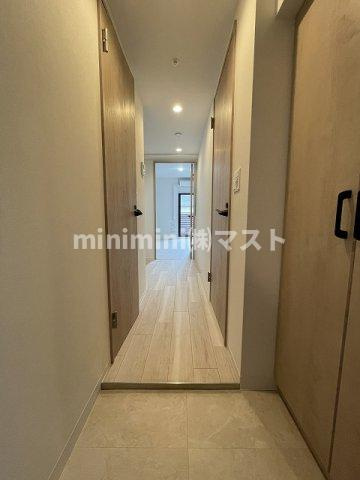 Louis Residence 天王寺町北の玄関