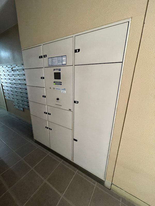 プレサンス三宮エレガンシアの外観