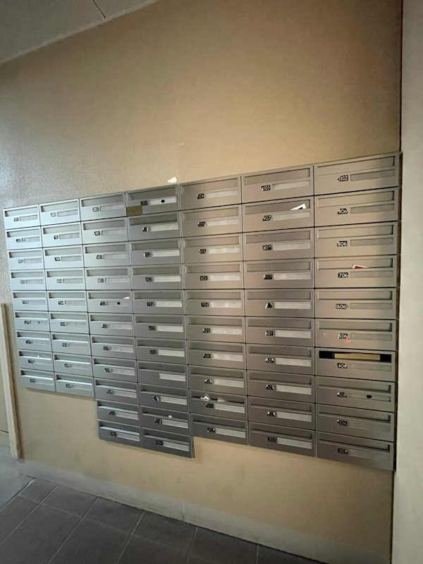 プレサンス三宮エレガンシアの外観