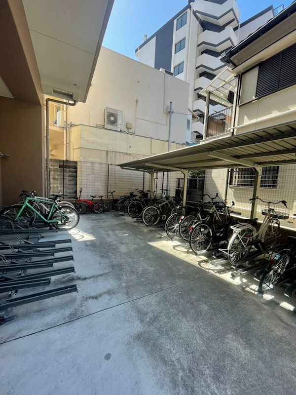 プレサンス三宮エレガンシアの外観