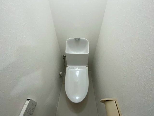 エステムコート東灘のトイレ