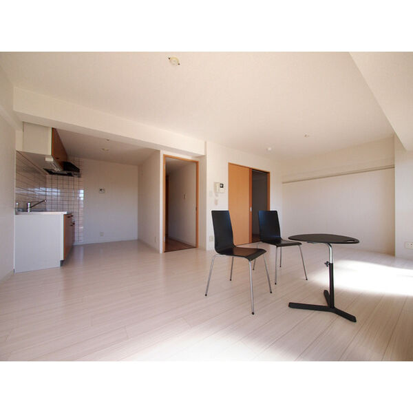 クレアール城並の居間・リビング