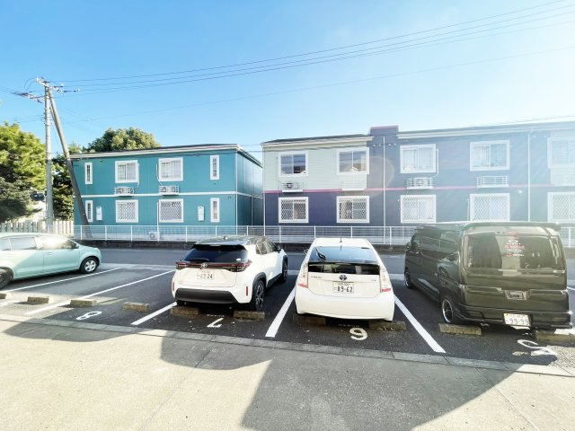 シルエット　プリンセスＡの駐車場