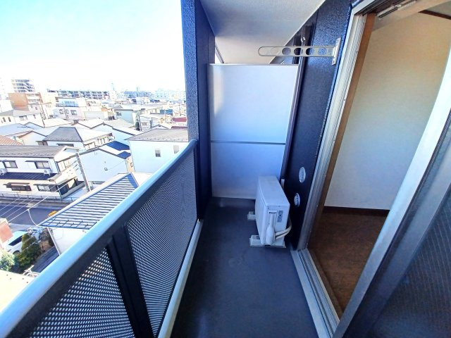 アンプルールフェール CREDO KAWAGUCHIのバルコニー|陽当たり良好なバルコニーです