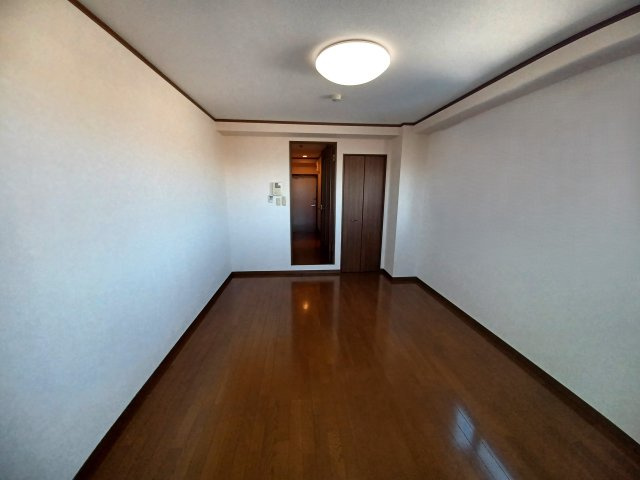 アンプルールフェール CREDO KAWAGUCHIの居間・リビング|居間です