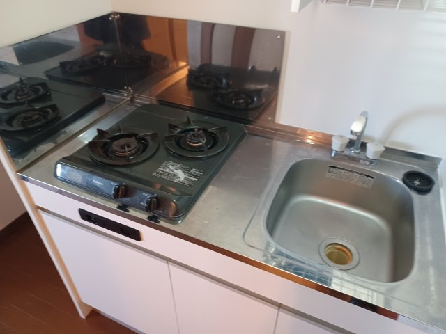 アンプルールフェール CREDO KAWAGUCHIのキッチン