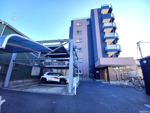 アンプルールフェール CREDO KAWAGUCHIの周辺