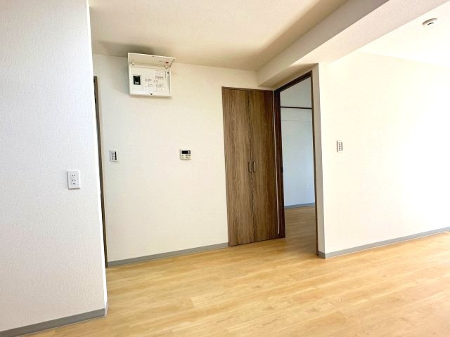 ラ・ベルセゾンの居間・リビング