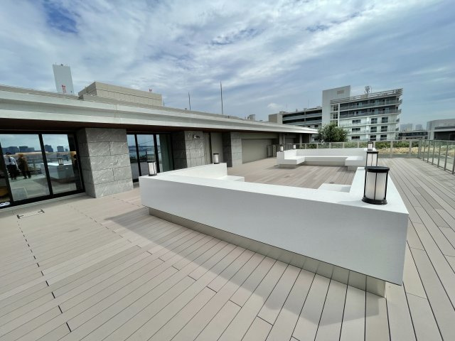 共用施設【SUN B棟パーティルームTERRACE最上階】
都心を見渡せるオープンエアテラス