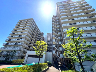 【外観】 | ファミールハイツなかもず | 南海高野線「百舌鳥八幡」駅まで徒歩1分！総戸数398戸の大規模マンション。オートロック有り！