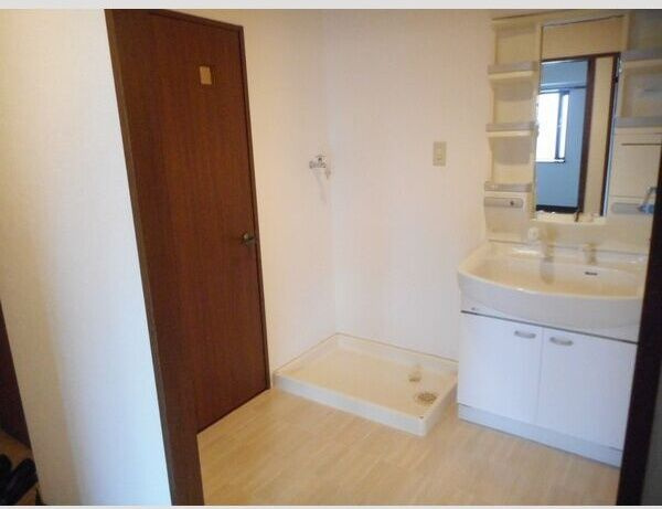 インディペンデンスハイツの洗面所