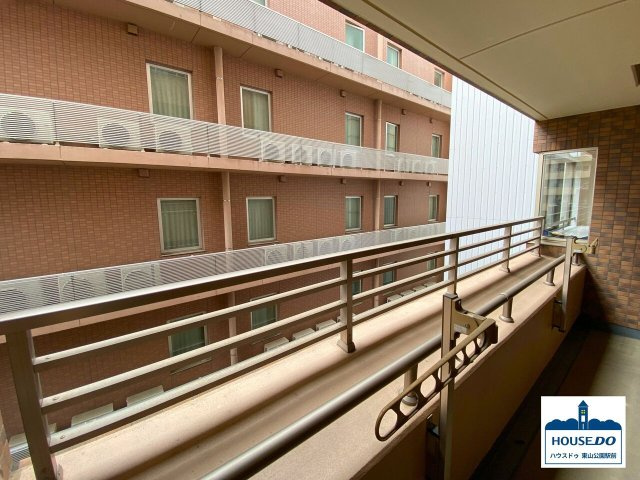 【駅近】3方角住戸！ペット可♪プレサンス栄メディパークの展望|7階のバルコニーからの眺望