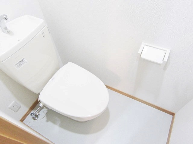 アムール　奏のトイレ|※別号室の参考写真です。