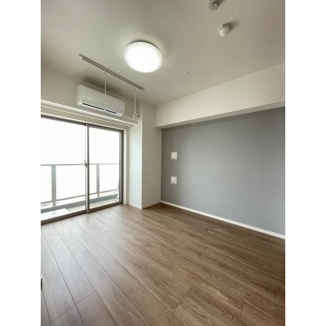 アルファコート西川口２７の洋室