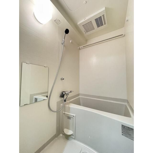 アルファコート西川口２７の浴室