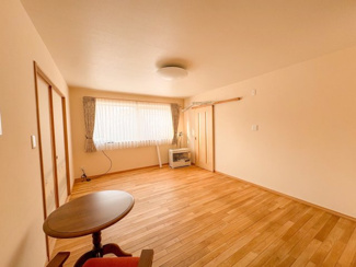 【居間・リビング】 | ⼾建（⼿稲区前⽥６条１６丁⽬）