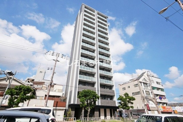 ワールドアイ大阪城EASTアドバンスの外観