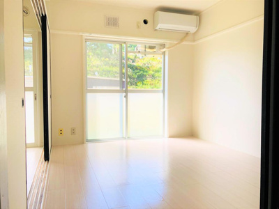 【居間・リビング】 | ビレッジハウス若草2号棟