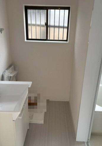 南野１丁目　中古一戸建ての内装|洗濯機置き場
■物件内覧・資金計画相談・住宅ローン相談、リフォーム相談、お問合せ受付中■
※当日・翌日のご内覧、ご相談はお電話でのお問合せがスムーズです！