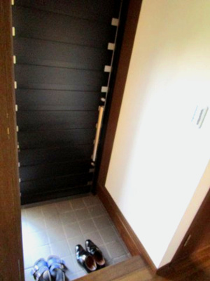 【玄関】 | 大沼町4丁目貸家