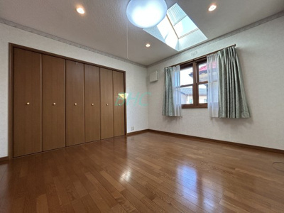 【洋室】 | 野郷原１丁目 | 収納することでお部屋をスマートに見せることができます