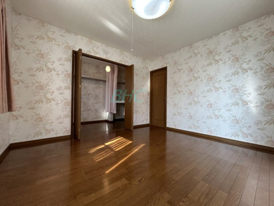 【洋室】 | 野郷原１丁目 | ウォークインクローゼットのあるお部屋