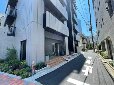 【エントランス】 | ラ・ブークル