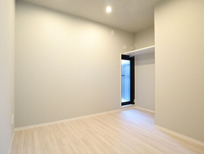 【寝室】 | ラ・ブークル