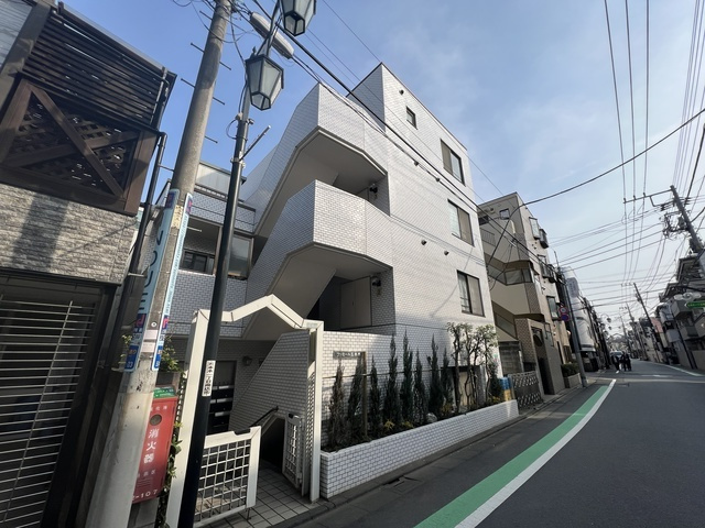 ファミール五本木の外観|★鉄筋コンクリート造のマンションです★