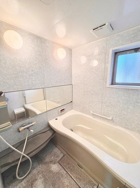 植田西２丁目戸建（６０３－４）の浴室