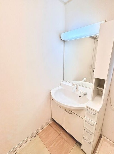 植田西２丁目戸建（６０３－４）の洗面所