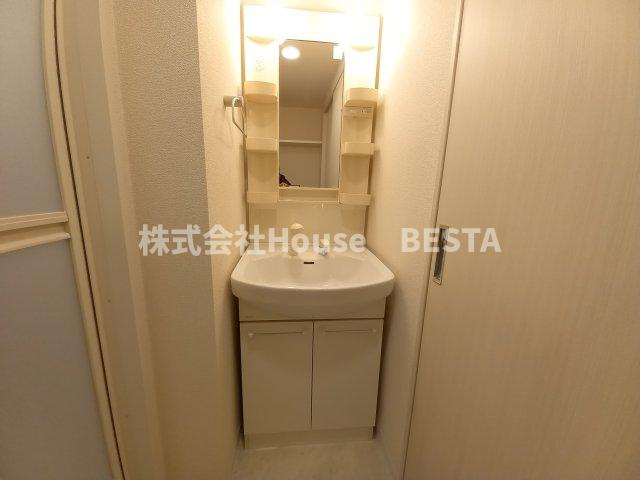 エステムプラザ神戸西Ⅴミラージュの独立洗面台